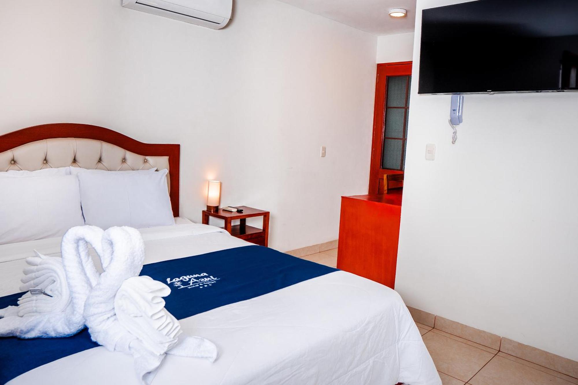 Laguna Azul Hotel & Suites Sauce Екстер'єр фото