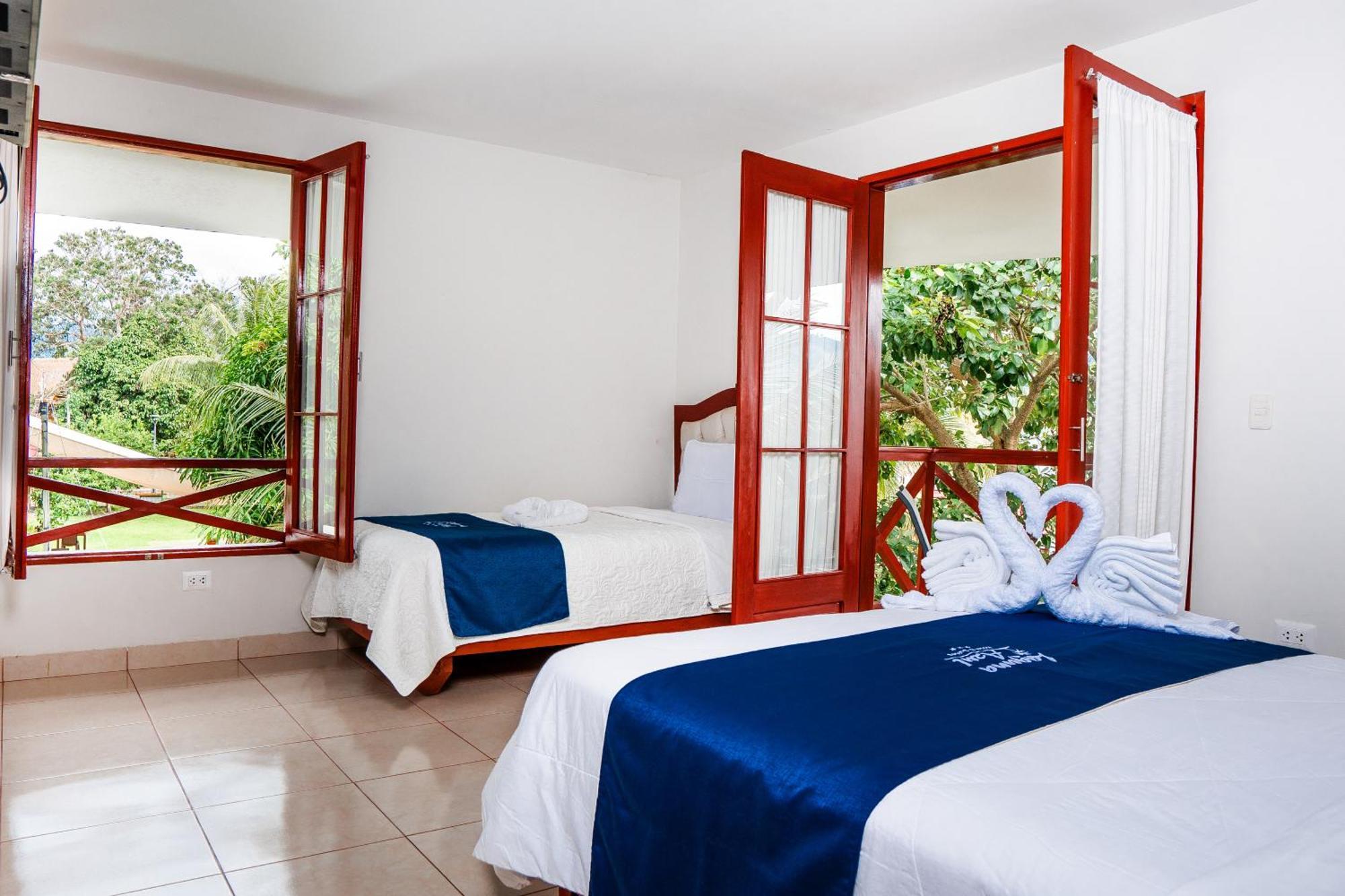 Laguna Azul Hotel & Suites Sauce Екстер'єр фото